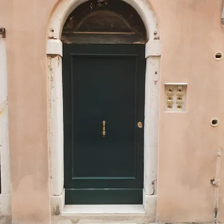 Cnr5158 Small Boutique * البندقية